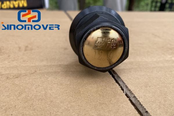 WHEEL BOLT Faw Truck Spare Parts W3104051F01C Original Parts