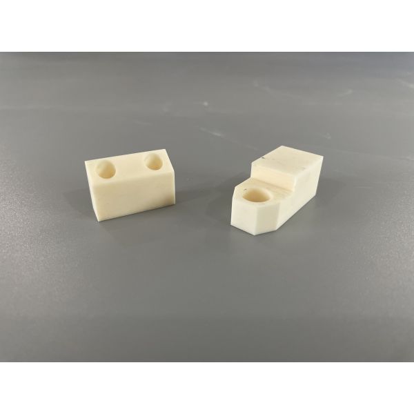 Изоляционный алюминиевый Al203 специально сформированный бежевый алюминиевый керамический блок