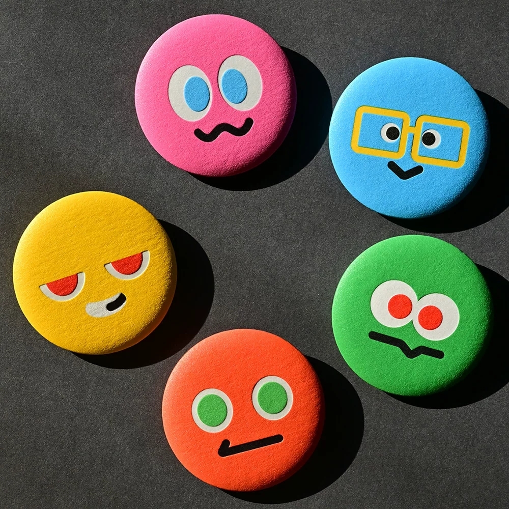 Embossed Cotton Paper Emoji Badges With Relief For Novelty Stationery