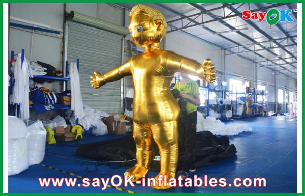 Personagens de banda desenhada infláveis de pano dourado do homem para anunciar