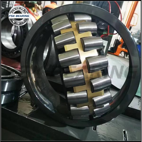Axial Load 292/1000-E1-MB Thrust Spherical Roller Bearing 1000*1320*190mm Iron Cage Brass Cage