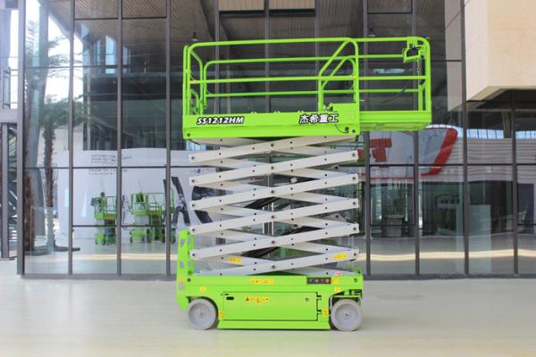 Working Height 13.8m Mobile Aerial Platform For Interior Maintenance
