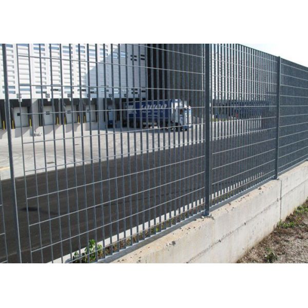 OEM Galvanizing Serrated Steel Bar Fence Grating For Driveways