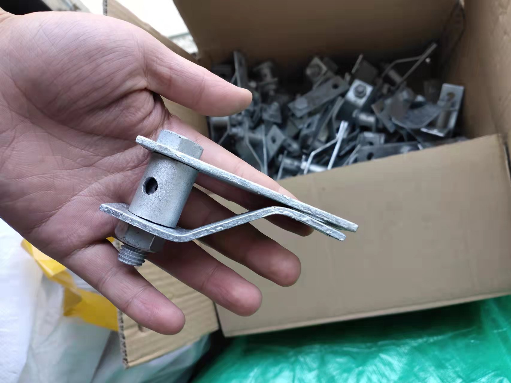 Моталка стрейнера провода Ferrule оснащая окунутое горячее оборудования гальванизированный