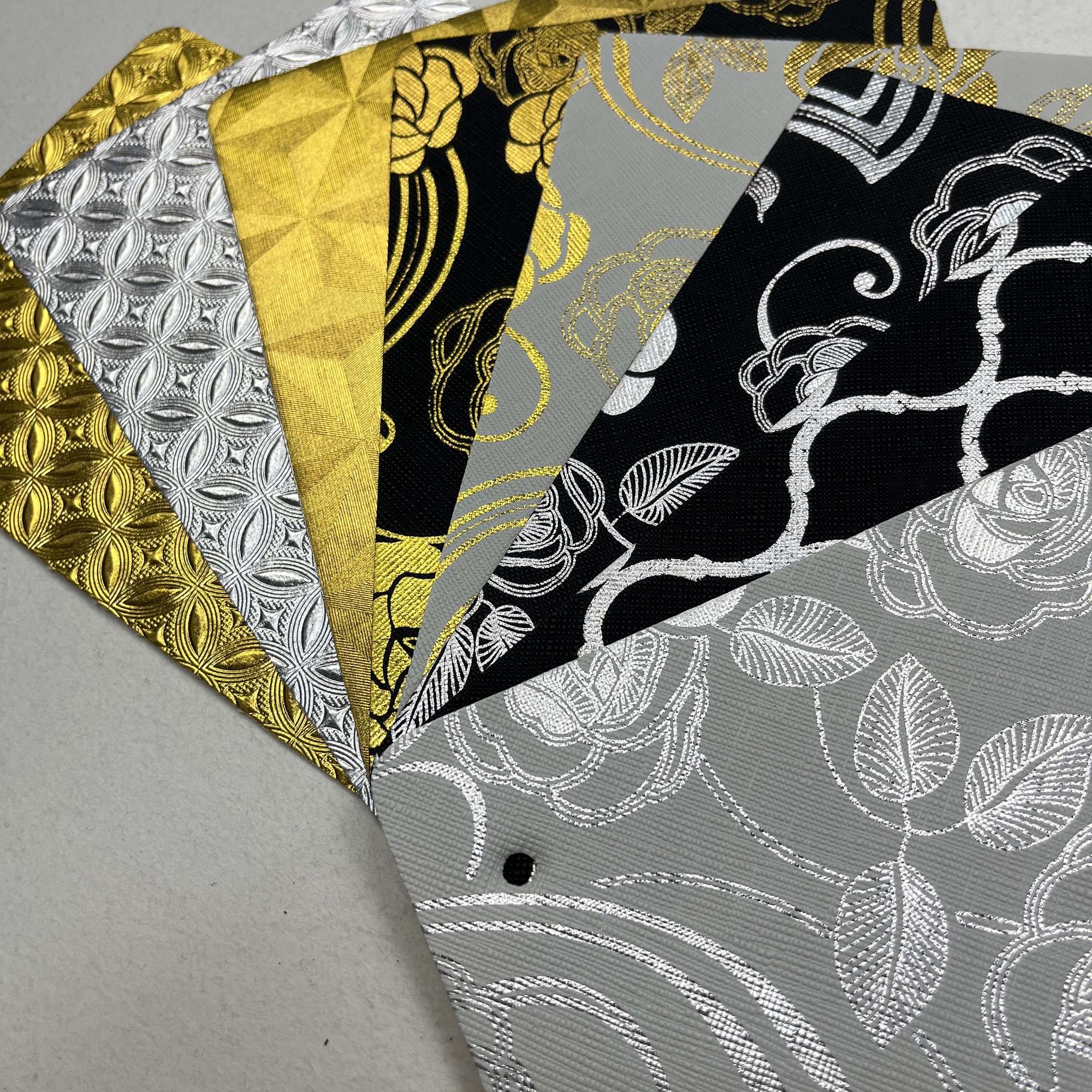 Ready to Ship Pu Leather crocodile Leather Fabric 60% Pu 40% Rayon Synthetic Embossed Leather