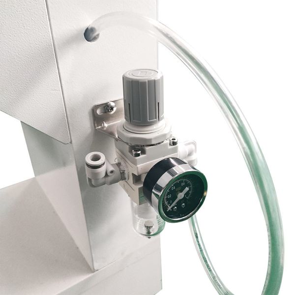 Semi автоматическая пневматическая машина принтера одежды прессы жары ярлыка Марк