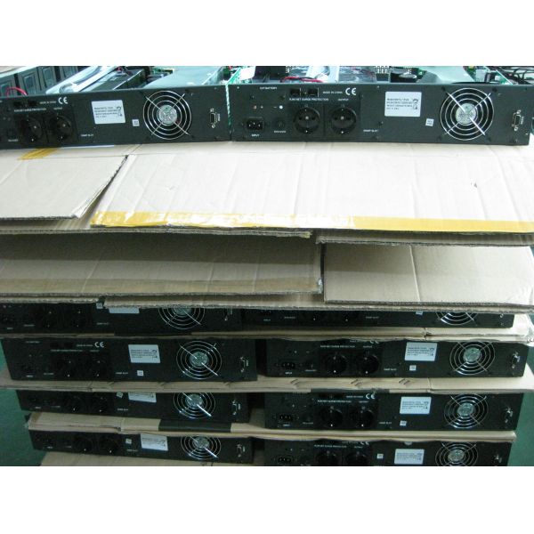 Hf держателя шкафа онлайн поднимает 1-3KVA 110Vac, 120Vac, 127vac