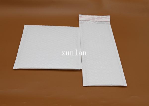 Co - Extruded White Or Colored Poly Mailers Copperplate Printing Matt Material