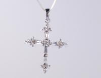 Nouvelle collection de croix 925 argent sterling pendentif religieux avec glace de zirconium cube scintillant pendentif croisé