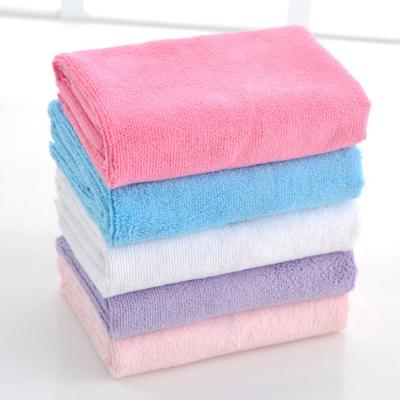 Résistant à l'humidité Tissu de nettoyage en microfibre personnalisé Économiser de l'espace