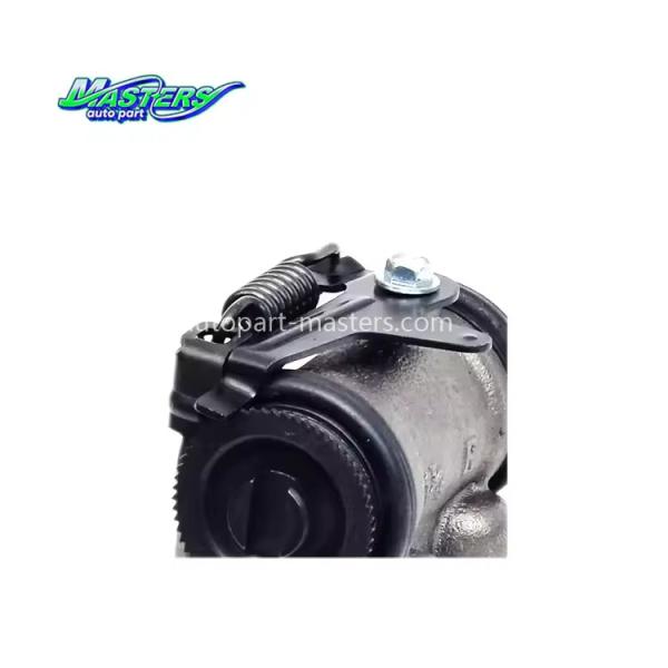 4HK1 NPR75 Isuzu Peças de travão Rodas traseiras cilindro 8973588790 3502340P301 OEM