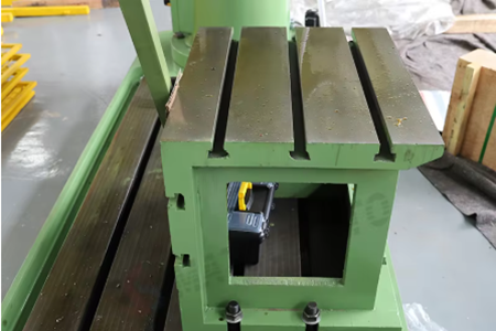 Z3050-16 Heavy Duty Radial Drilling Machine Hydraulic Double Column For Small Parts