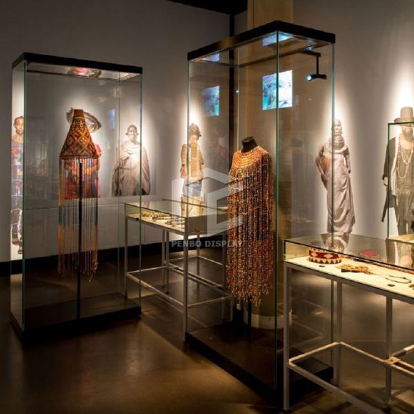 T4 LED Wooden Exhibition Show Case Monomer Design Museum Display Cabinets