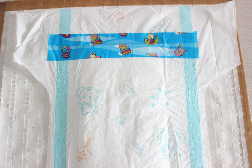 50 штук/пакет одноразовых детских подгузников класса В.