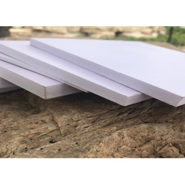 Square Rigid PVC Decorative Sheet For Advertising Crafts Singature 122mm * 122mm