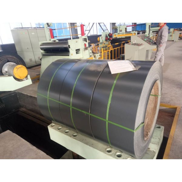 RAL9002 Bandes d'acier peintes utilisées pour les portes et les gouttières à volets à rouleaux