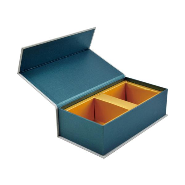 Tea Packing 1200gsm Debossing Magnetic Closure Gift Boxes