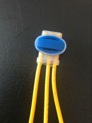 auto do padrão 314 de 3M que descasca as peças de comunicação do conector bonde