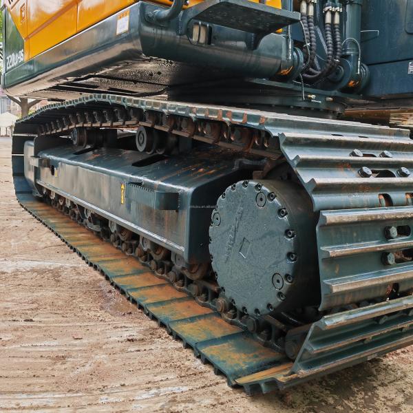 Powerful And Used Excavator Hyundai 220-9LC With Yellow Color