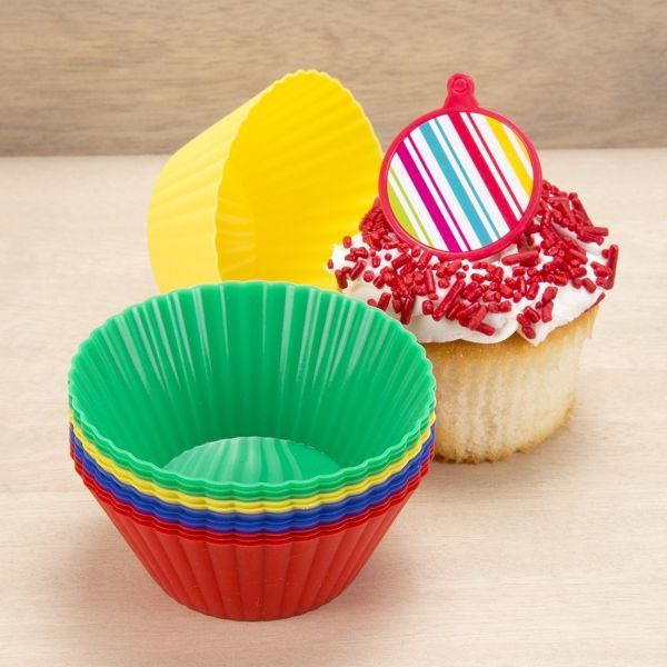 Silicone Bakeware Set 18-Piece Set including Cupcake Molds, Muffin Pan, Bread Pan, Cookie Sheet, Bundt Pan