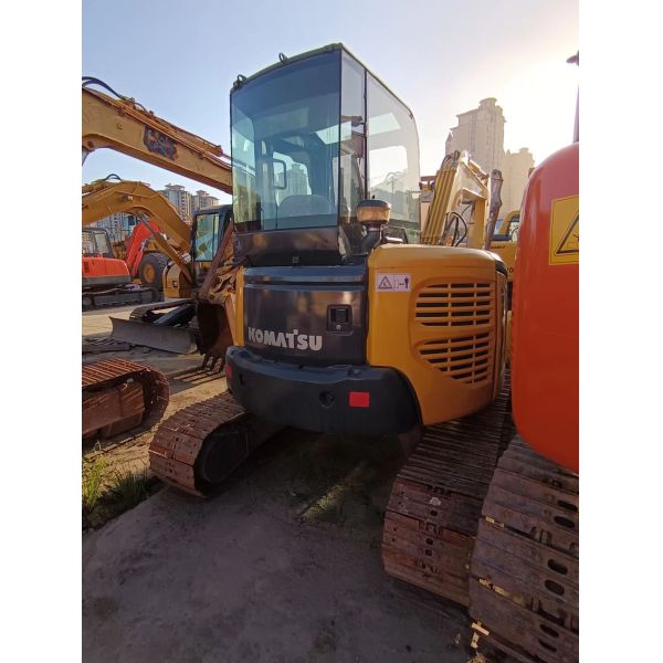 Pre Owned KOMATSU PC55MR Hydraulic Excavator 5ton 5500 KG 28.5KW 3200 Hours