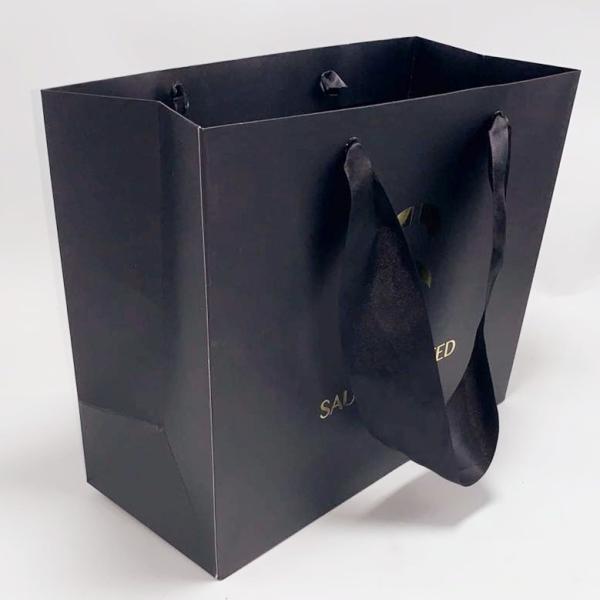 Exquisite Black Kraft Paper Bag Silk Handle Custom Printed Paper Shopping Bags