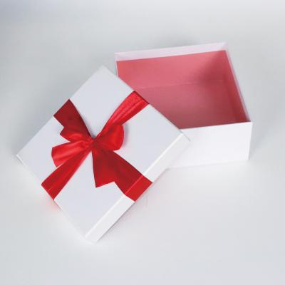 CYMK que imprime 128gsm Art Paper Wedding Favour Boxes Compostable