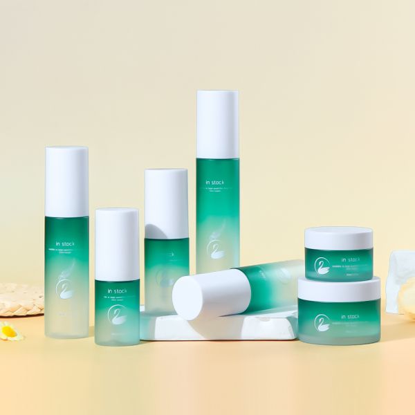 Green Gradient Frosted Matte PET Cosmetic Bottle Set - Recyclable PET Skincare Packaging