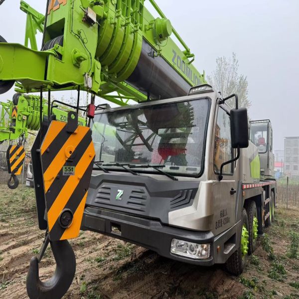 ZOOMLION ZTC550V Used Crane Trucks Heavy Equipment 55T  85km/h