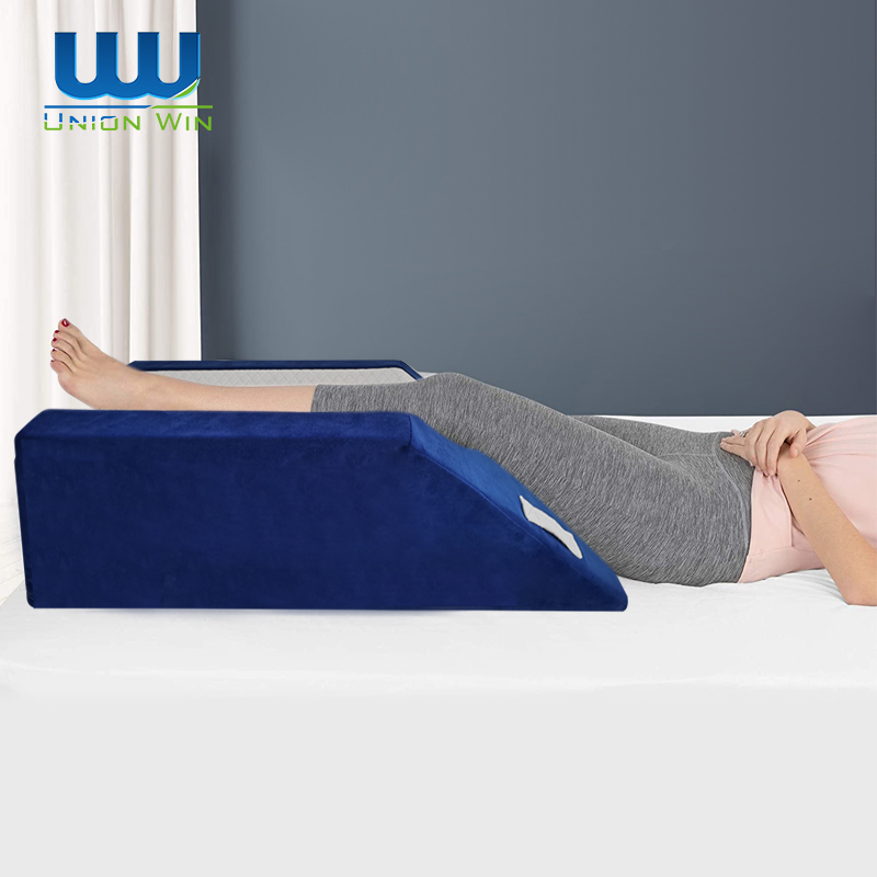 Валик лифта ноги подушки пены клина ткани бархата с Washable крышкой