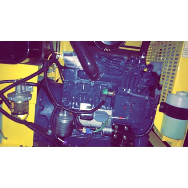 Welding with KOVO Diesel Dual Holder Permanent Magnet Welder Generator DC600A DGW500 at 85V Output Voltage