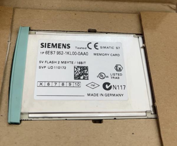 6ES7952-1KL00-0AA0 RAM Siemens Memory Card For S7-400 Condition 100% Original