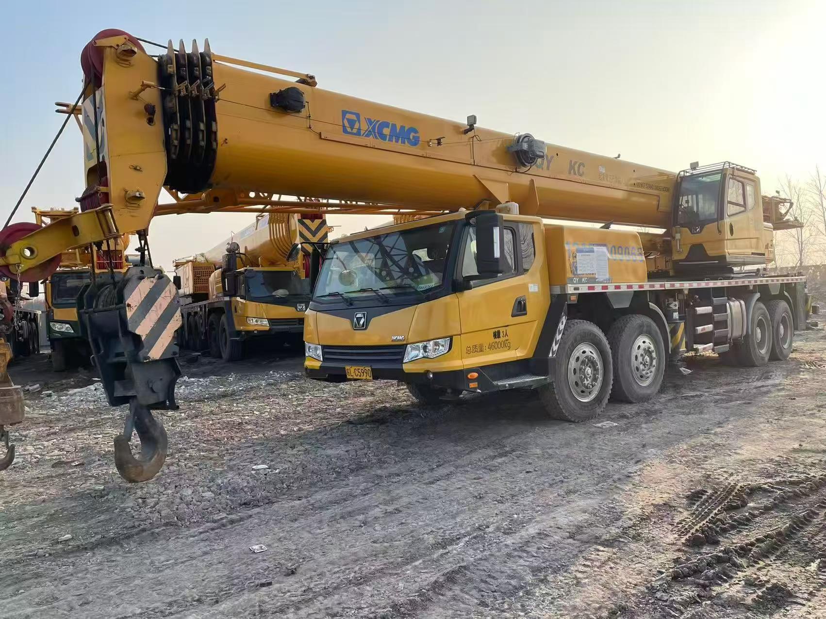 2020 Model Used Mobile Crane 75 Tons With 49.5m Boom Length XCMG 75K