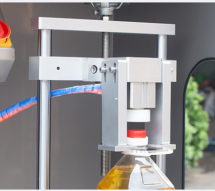 semi-automatic bottle/box oil sealing machine in business