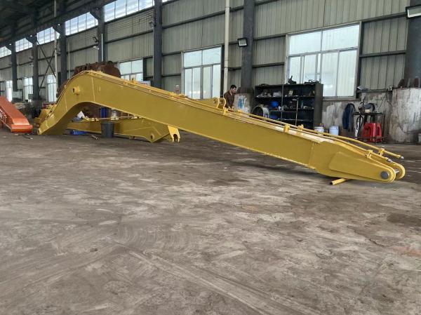 Excavatrice antiusure Long Arm de Kobelco - sécurité et productivité améliorées