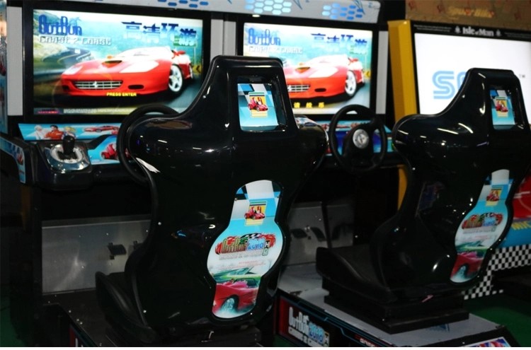 Двойной игровой автомат гонок автомобиля аркады игрока управляемый монеткой