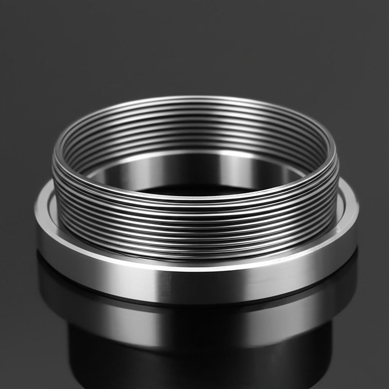 Flexible Carbon Fibre Ring Seal with Stainless Steel Housing for Pressure Resistance in Industrial Oil Seals