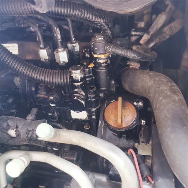 Mini Hitachi ZX50U hydraulique de seconde main avec moteur ISUZU original