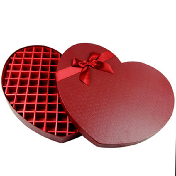 Custom Heart-Shaped Chocolate Gift Box with Food-Grade Recyclable Packaging and Customizable Ribbon Bow