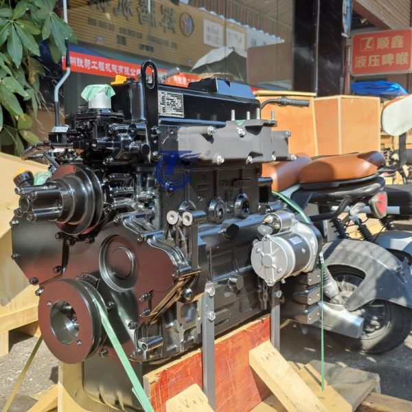 Multifunctional Diesel Engine Yanmar 4TNV94 Stable Anti Corrosion