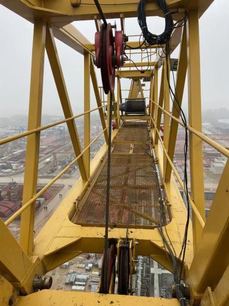 Alturas máximas de elevación 50-100m Grúas de torre usadas de la serie 7525-16 grúas de luffing en 2019