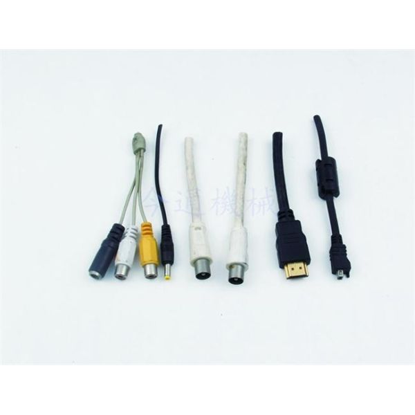 30T VERTICAL Plastic Injection Moulding Machine For Small And Medium Scale Production