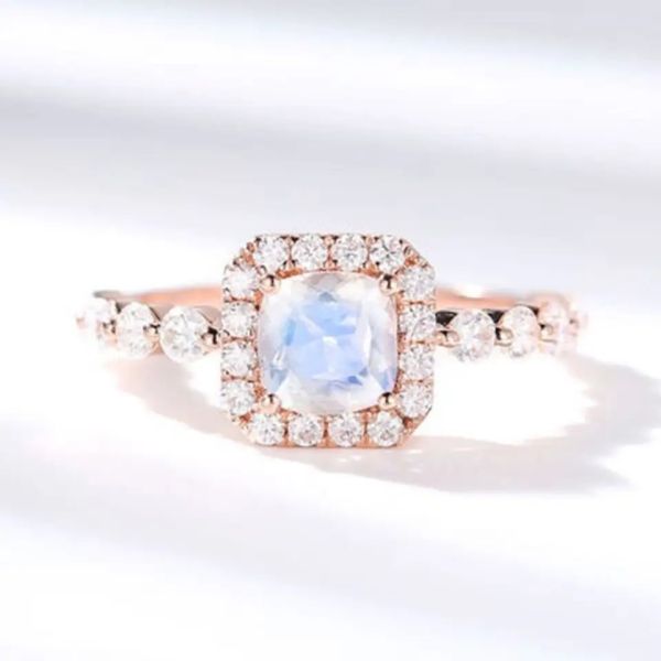 Стерлинговый серебряный валик ювелирных изделий Moonstone квадрата 925 естественный каменный отрезал голубое кольцо Moonstone