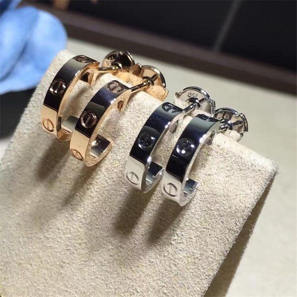 C love series earring 18k gold  white gold yellow gold rose gold bracelet  Jewelry factory in Shenzhen, China