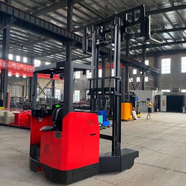 2500kg CQD25S-45 2.5T Multi Direction Seated Forklift Triplex Mast 6m