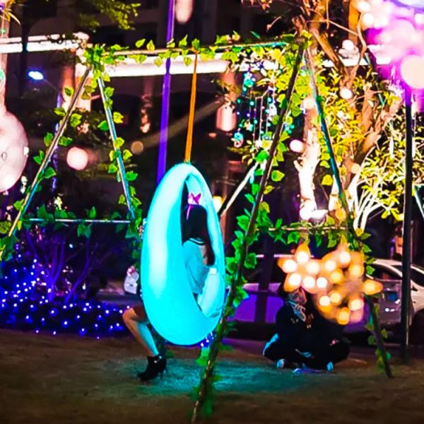 Outdoor LED Luminous Swing Colorful Moon Swing Round Children's Entertainment Facilities