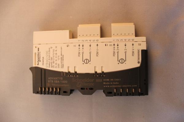 Schneider Electric Advantys, Standard Analog Input Module STBAC11230 Modicon STB distributed I/O solution brand-new