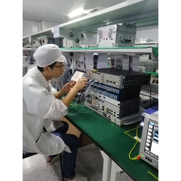 Модуль Hilink 10G DWDM 40/80km C21-C60 SFP+ оптически для оборудований DWDM