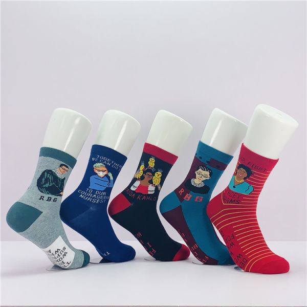 39-42 Fashionable Cotton Socks Designer Woman Long Thermal Women Socks Print Pattern