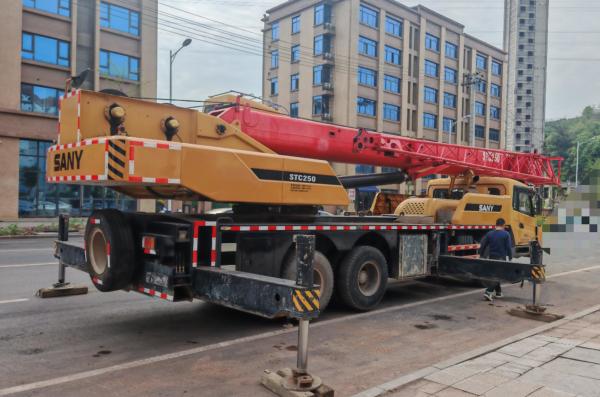 Grue sur camion Sany 25 tonnes STC250C de haute qualité en Chine 2019 à vendre